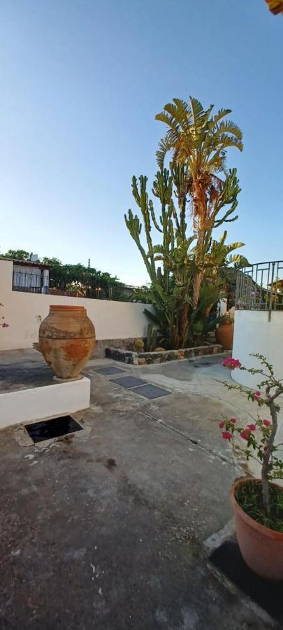 La Casa Al Mare Vulcano Вулкано Экстерьер фото