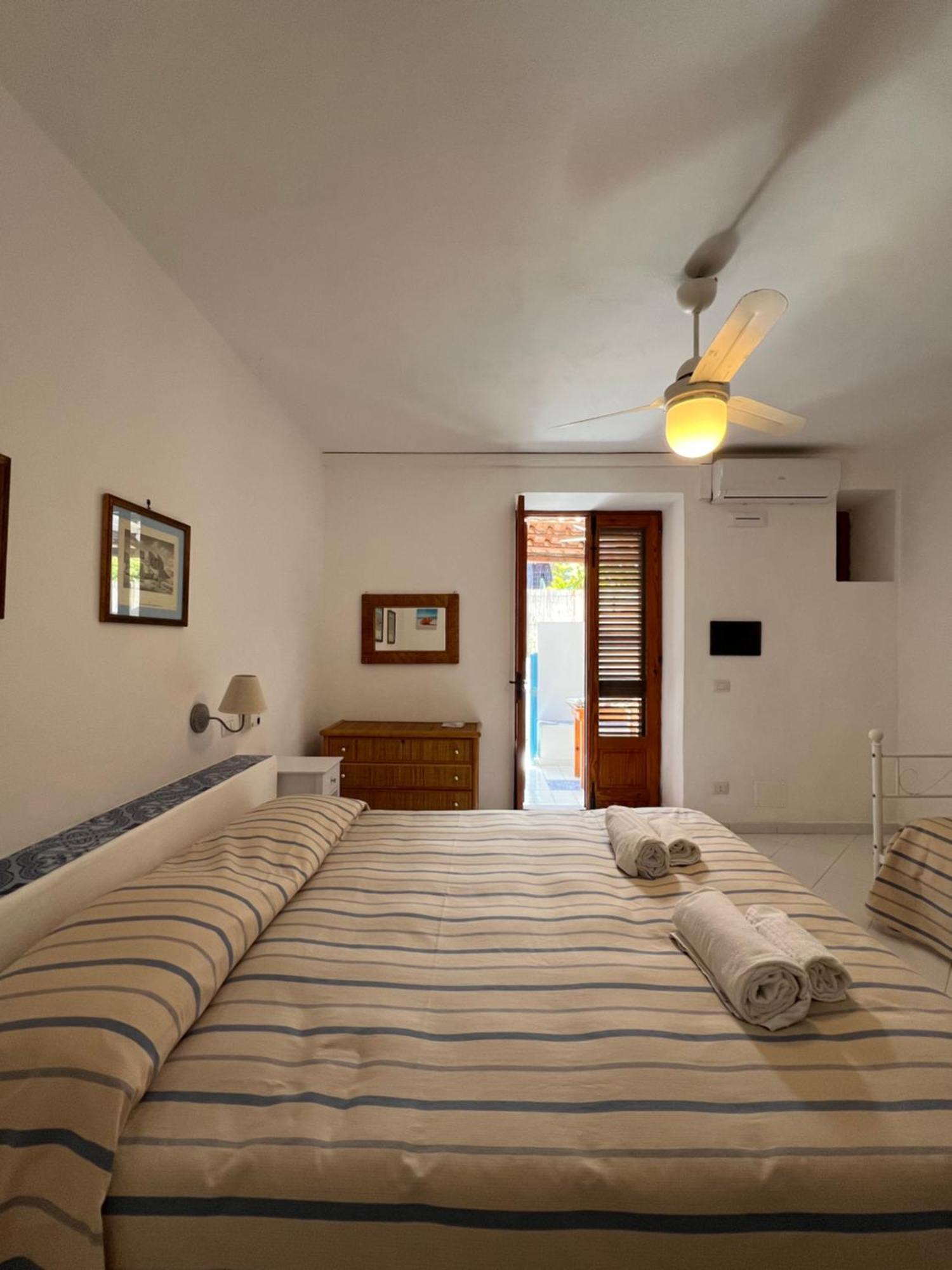 La Casa Al Mare Vulcano Вулкано Экстерьер фото